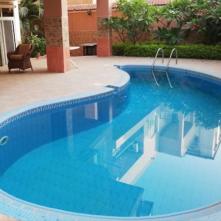 Hidden Gem With Pool Access In New Cairo Apartment Exterior foto